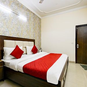 Superior Deluxe Double or Twin Room